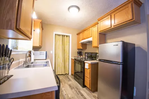 602 E Robertson, Ozark, MO 65721 photo 4