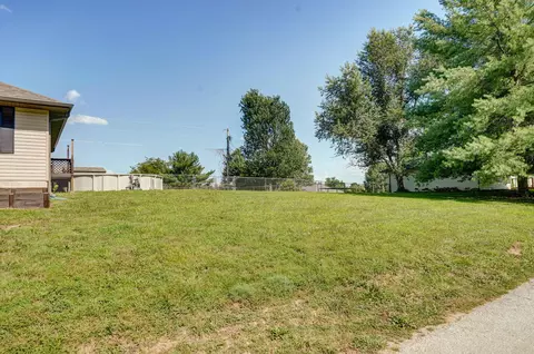 904 N 41st St, Nixa, MO 65714 photo 4