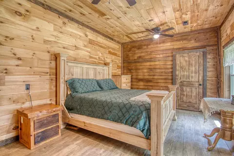Bedroom - 32103 State Highway 413, Galena, MO 65656 photo 2 of 7