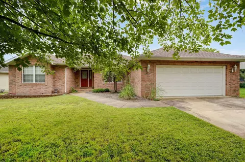 431 S Yellowwood Dr, Springfield, MO 65809 photo 2