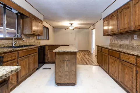 8101 State Highway A, Marshfield, MO 65706 photo 18