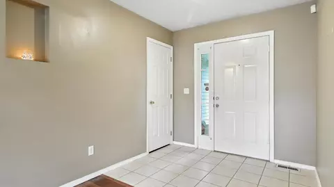 205 W Hunter Dr, Nixa, MO 65714 photo 3