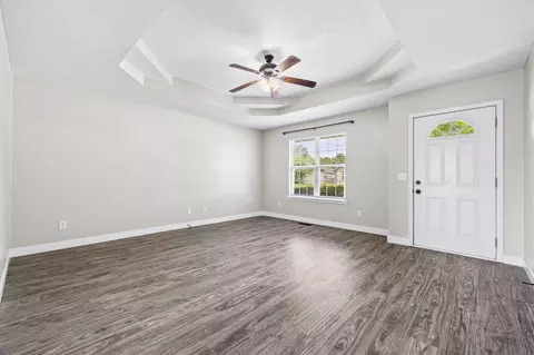 111 Spruce Ave, Clever, MO 65631 photo 5
