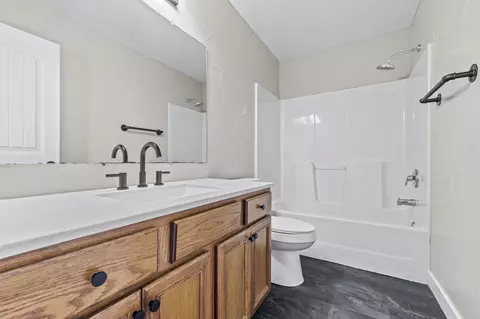 111 Spruce Ave, Clever, MO 65631 photo 17