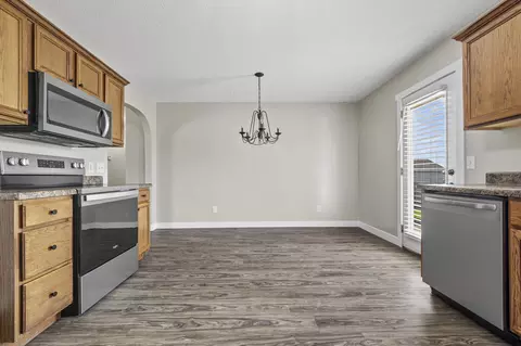 111 Spruce Ave, Clever, MO 65631 photo 14