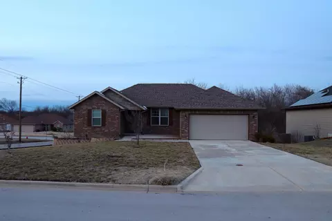 675 E Simpson St, Willard, MO 65781 photo 1