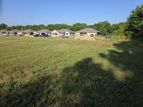1645 Ridgemont Ave, Monett, MO 65708 photo 3