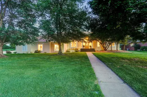 3760 E Pond Apple Dr, Springfield, MO 65809 photo 2