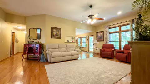 5604 N Seacrest Dr, Ozark, MO 65721 photo 6