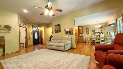 5604 N Seacrest Dr, Ozark, MO 65721 photo 7