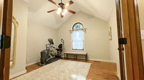 5604 N Seacrest Dr, Ozark, MO 65721 photo 9