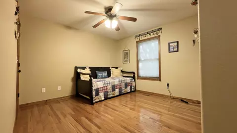 5604 N Seacrest Dr, Ozark, MO 65721 photo 22