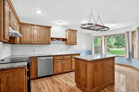 1278 W Vancouver St, Springfield, MO 65803 photo 12