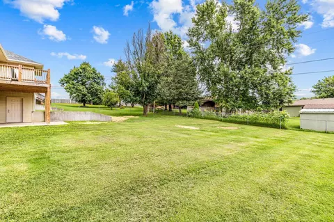 808 N 13th St, Ozark, MO 65721 photo 4