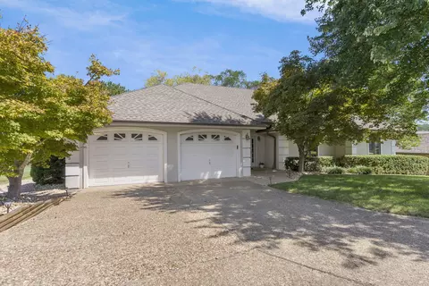240 Avon Ln, Branson, MO 65616 photo 3