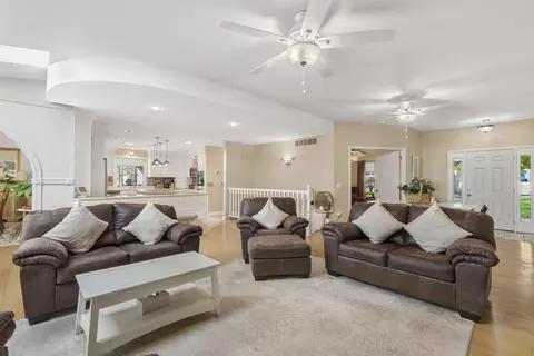 240 Avon Ln, Branson, MO 65616 photo 8