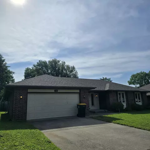 410 Hillcrest Ave, Nixa, MO 65714 photo 2