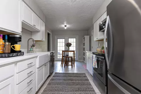3147 S Ertis Ave, Springfield, MO 65807 photo 7