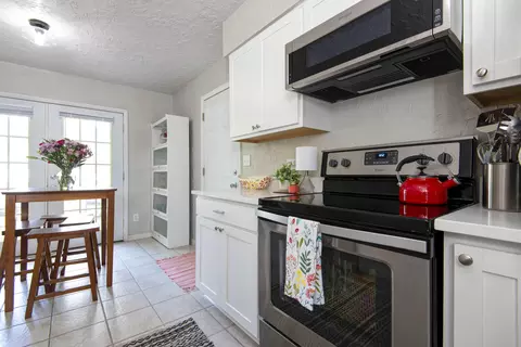 3147 S Ertis Ave, Springfield, MO 65807 photo 11