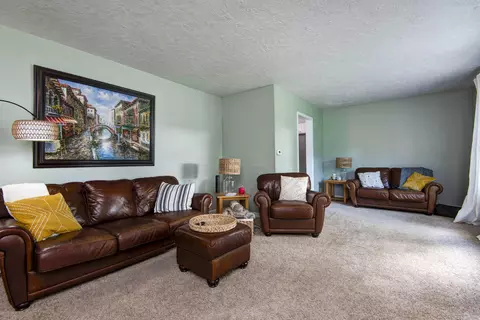 3147 S Ertis Ave, Springfield, MO 65807 photo 3