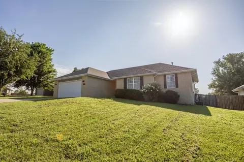 574 S Kings Gate Ct, Nixa, MO 65714 photo 3