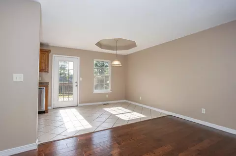 574 S Kings Gate Ct, Nixa, MO 65714 photo 8