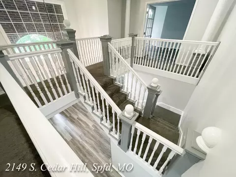 Entry Way - 2149 S Cedar Hill Ave, Springfield, MO 65809 photo 8 of 14