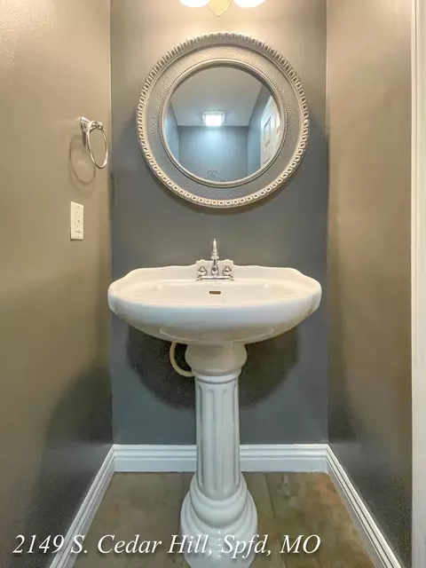 Bath - 2149 S Cedar Hill Ave, Springfield, MO 65809 photo 1 of 13