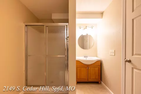 Bath - 2149 S Cedar Hill Ave, Springfield, MO 65809 photo 13 of 13