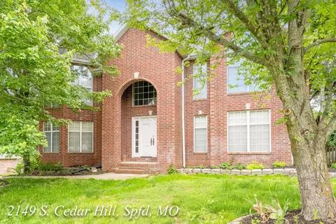 2149 S Cedar Hill Ave, Springfield, MO 65809