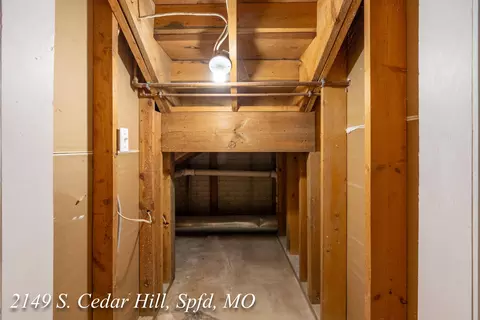 Entry Way - 2149 S Cedar Hill Ave, Springfield, MO 65809 photo 14 of 14