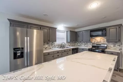 Kitchen - 2149 S Cedar Hill Ave, Springfield, MO 65809 photo 1 of 6