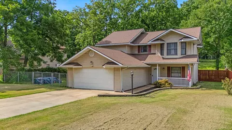 1903 Catalina Dr, West Plains, MO 65775