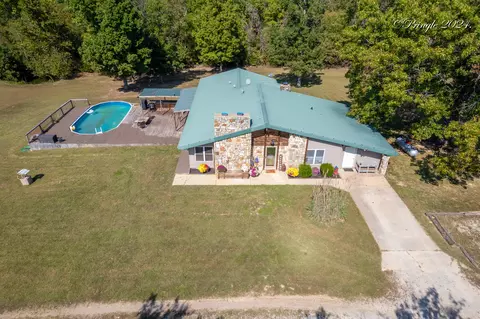 13705 State Route 17, West Plains, MO 65775