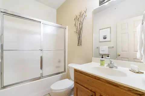 Bath - 1081 Golf Dr #6, Branson West, MO 65737 photo 3 of 4