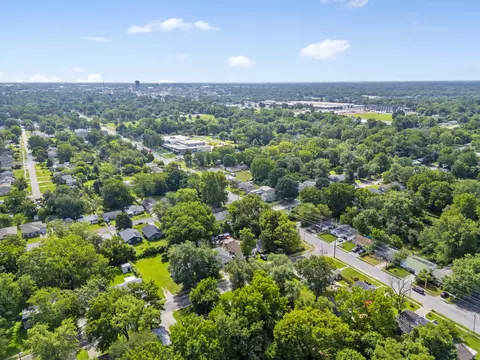 1017 N Davies Ave, Springfield, MO 65802 photo 4