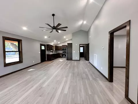 203 Locust St, Diamond, MO 64840 photo 3