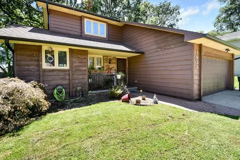 1424 W Lasalle St, Springfield, MO 65807 photo 2
