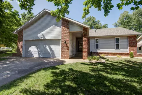 1643 W Mcgee St, Springfield, MO 65807 photo 1