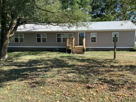 23731 Farm Road 2000, Aurora, MO 65605