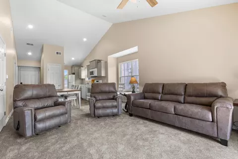 Living - 37 Lantern Bay Ln #5, Branson, MO 65616 photo 1 of 2