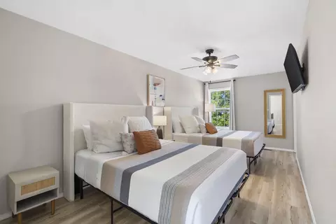 Bedroom - 60 Timber Oaks Trl #C, Branson, MO 65616 photo 7 of 8