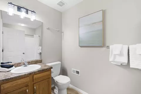 Bath - 60 Timber Oaks Trl #C, Branson, MO 65616 photo 4 of 4