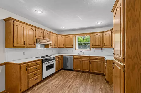 3619 W Maplewood St, Springfield, MO 65807 photo 10