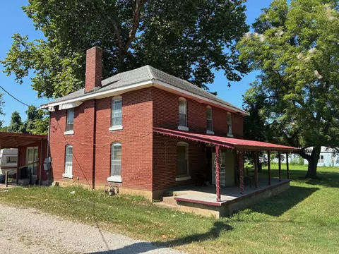 500 W Commercial St, Pierce City, MO 65723