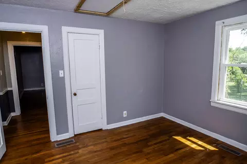 228 E Bedford St, Marshfield, MO 65706 photo 23