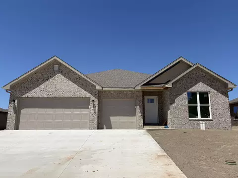 1103 W Jay St, Ozark, MO 65721