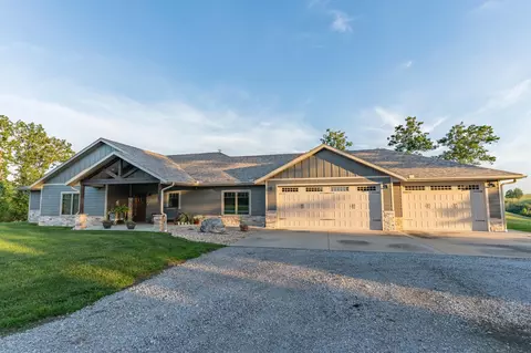 Exterior - 15576 State Highway 76, Ava, MO 65608 photo 1 of 12