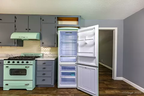 Kitchen - 46 Hillcrest Rd, Mammoth Spring, AR 72554 photo 1 of 1