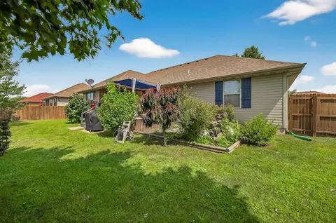 204 E Cypress St, Clever, MO 65631 photo 34